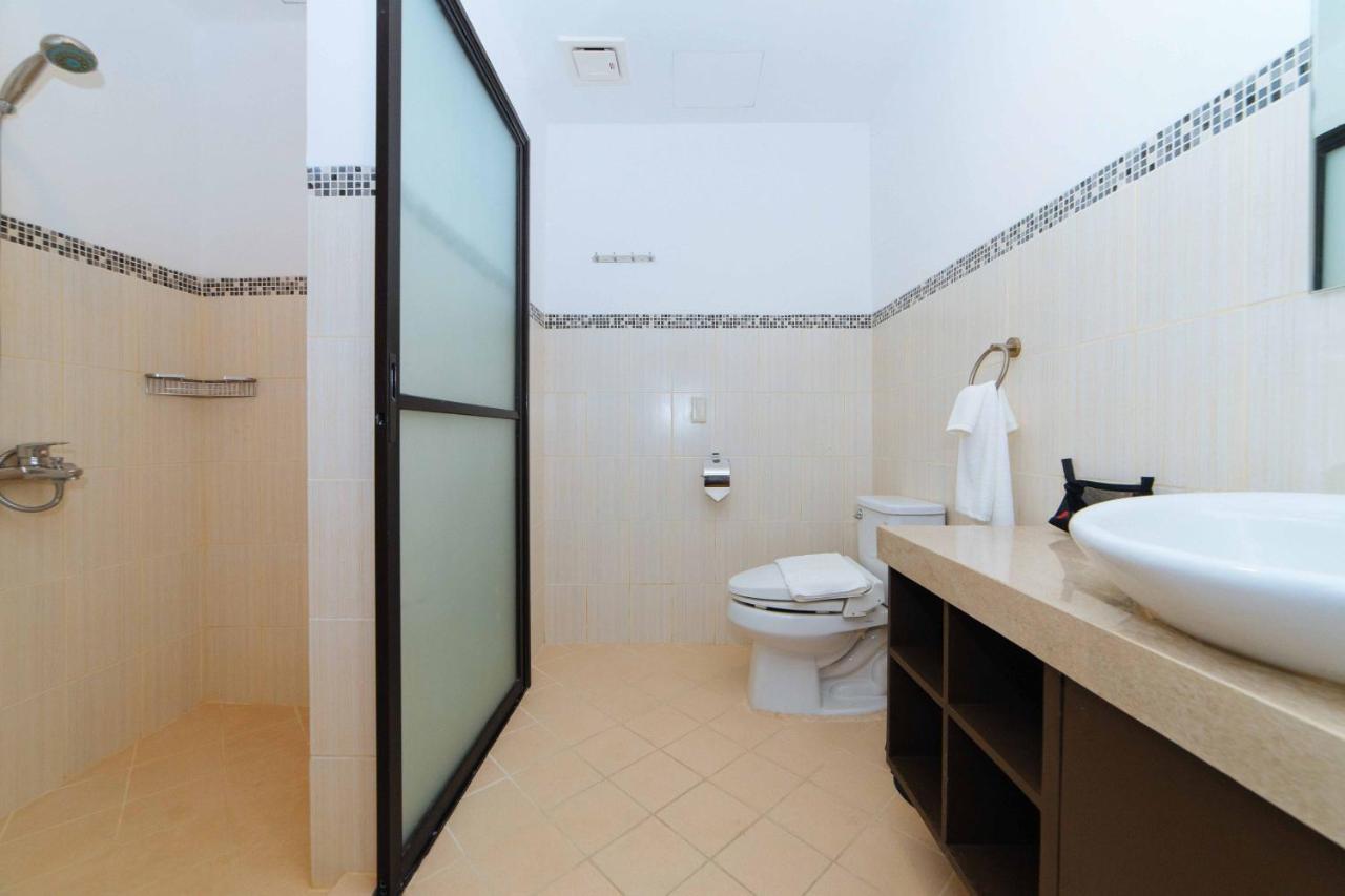 Reddoorz Premium @ Sta Rosa Tagaytay Road Hotell Silang Exteriör bild