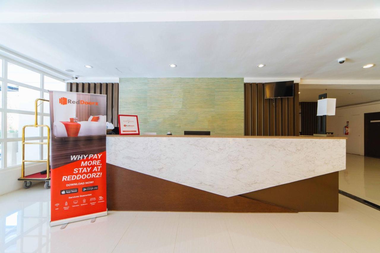 Reddoorz Premium @ Sta Rosa Tagaytay Road Hotell Silang Exteriör bild