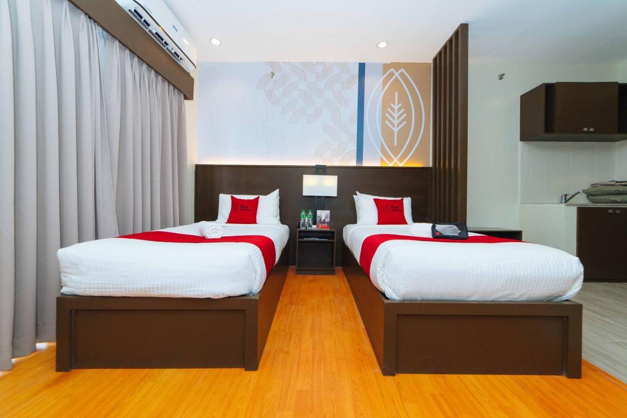 Reddoorz Premium @ Sta Rosa Tagaytay Road Hotell Silang Exteriör bild