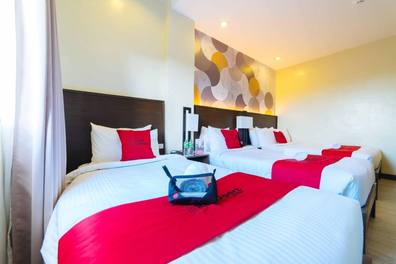 Reddoorz Premium @ Sta Rosa Tagaytay Road Hotell Silang Exteriör bild