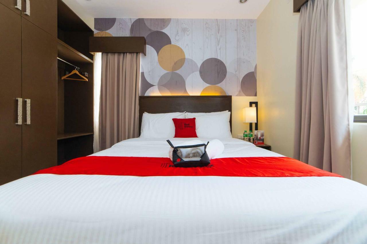 Reddoorz Premium @ Sta Rosa Tagaytay Road Hotell Silang Exteriör bild
