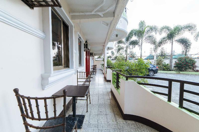 Reddoorz Premium @ Sta Rosa Tagaytay Road Hotell Silang Exteriör bild