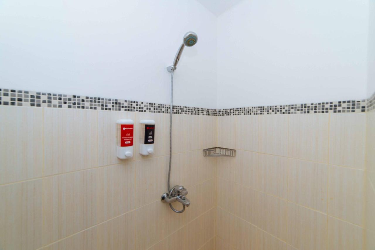 Reddoorz Premium @ Sta Rosa Tagaytay Road Hotell Silang Exteriör bild
